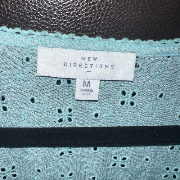 New Directions Top - Picture 3 of 5